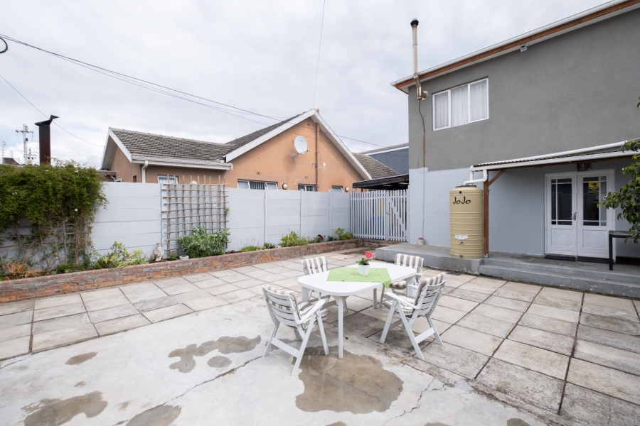 1 Bedroom Property for Sale in Plumstead Western Cape